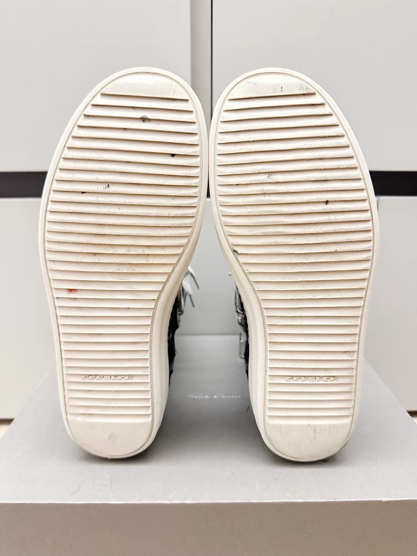 Rick Owens Drkshdw Rick Owens DRKSHDW High-Top Canvas Sneakers Size US 7 / EU 40 - 9 Thumbnail
