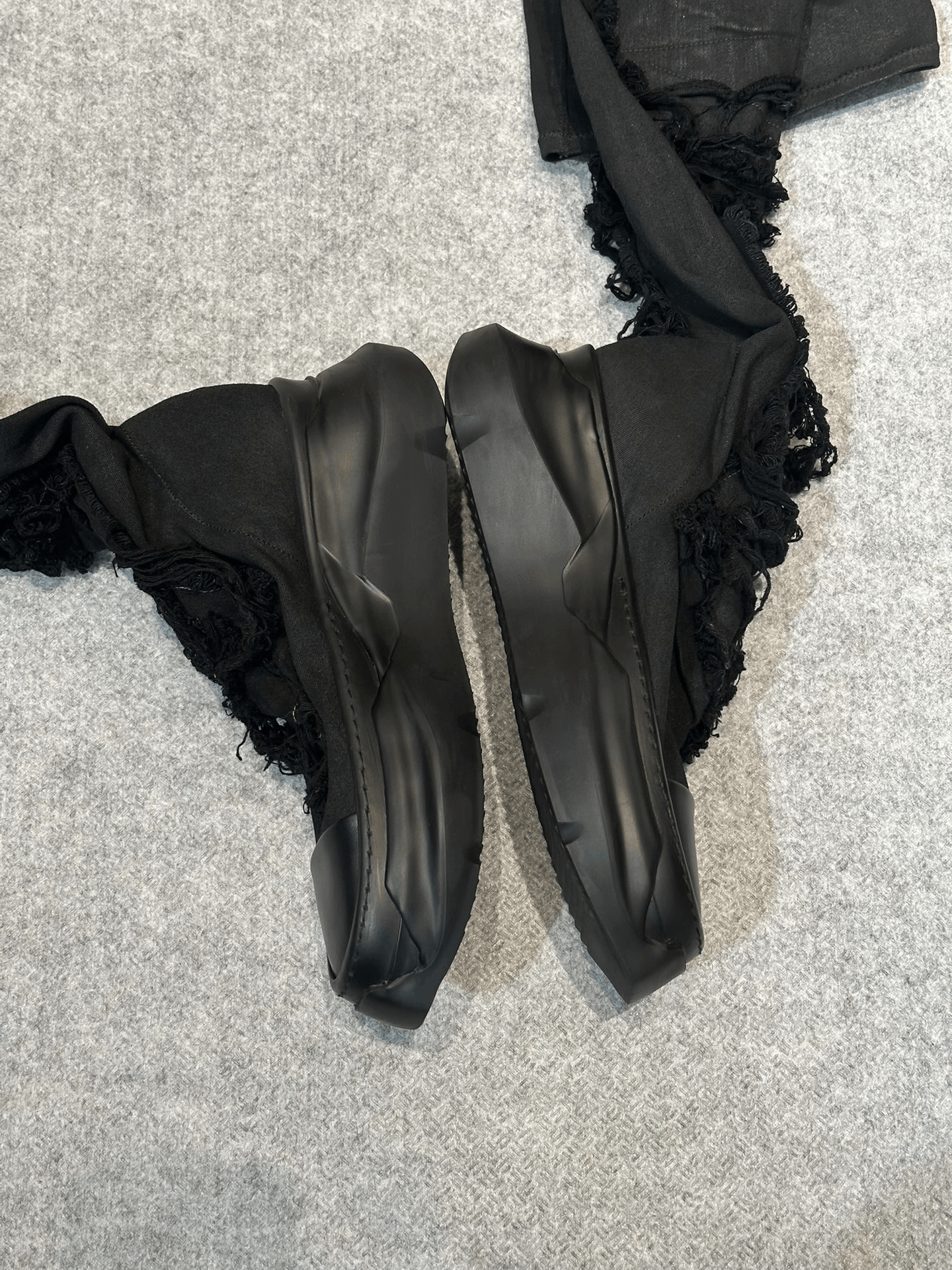 Rick Owens Drkshdw Rick Owens Platform Distressed Elastic Boots Size US 7 / EU 40 - 6 Thumbnail