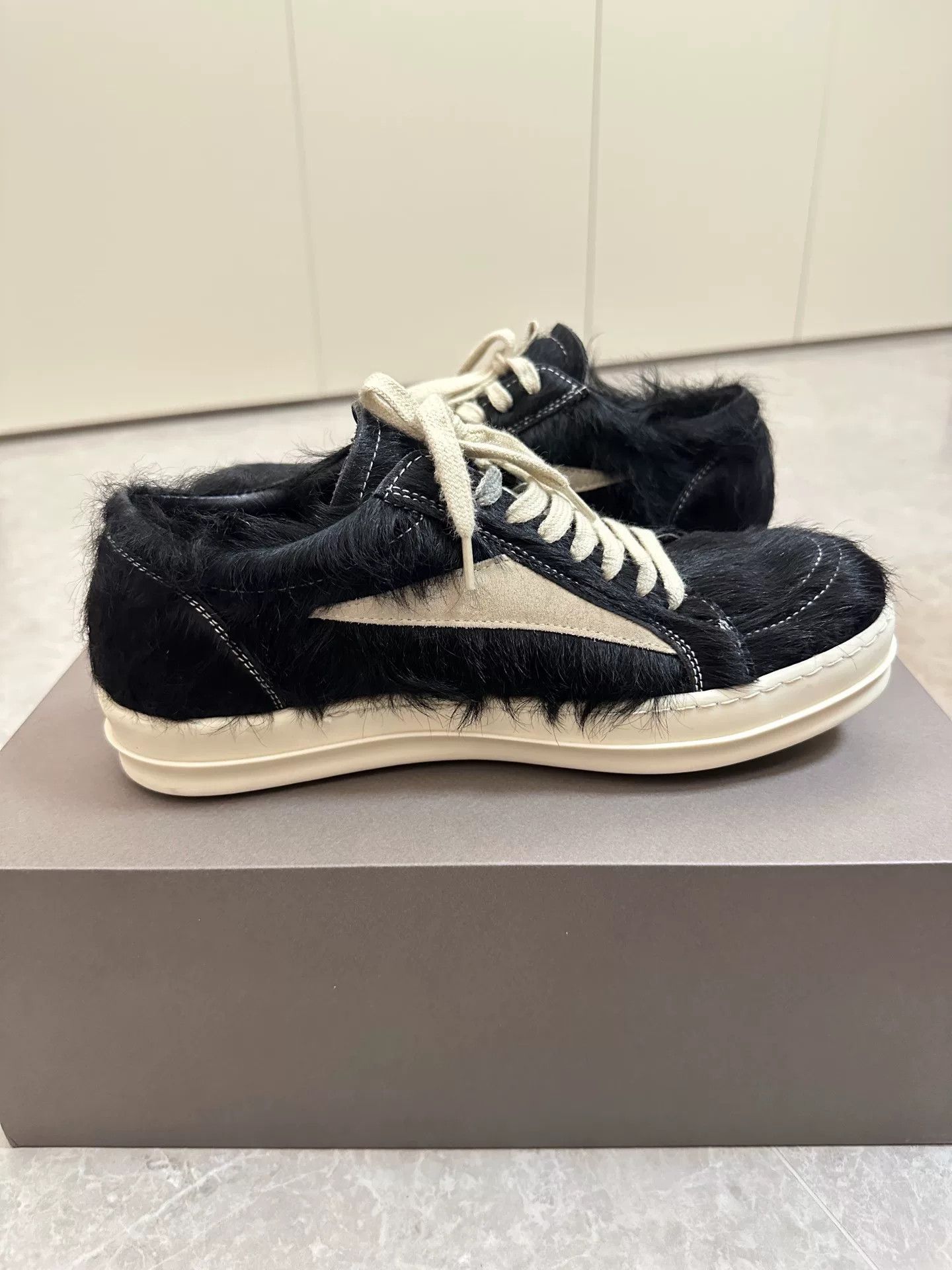 Rick Owens Rick Owens Horse Hair Low-Top Sneakers Size US 7 / EU 40 - 4 Thumbnail