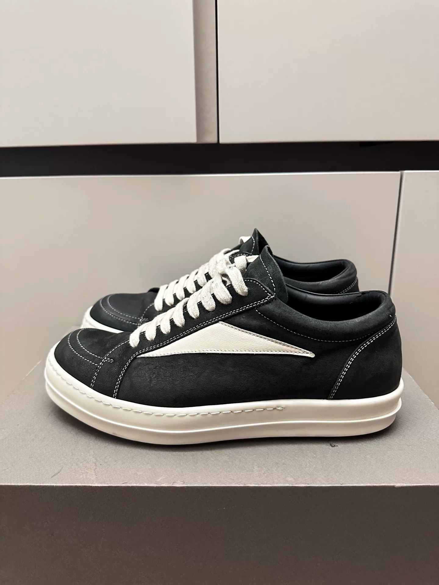 Rick Owens Rick Owens Lychee Leather Low-Top Sneakers Size US 7 / EU 40 - 5 Thumbnail