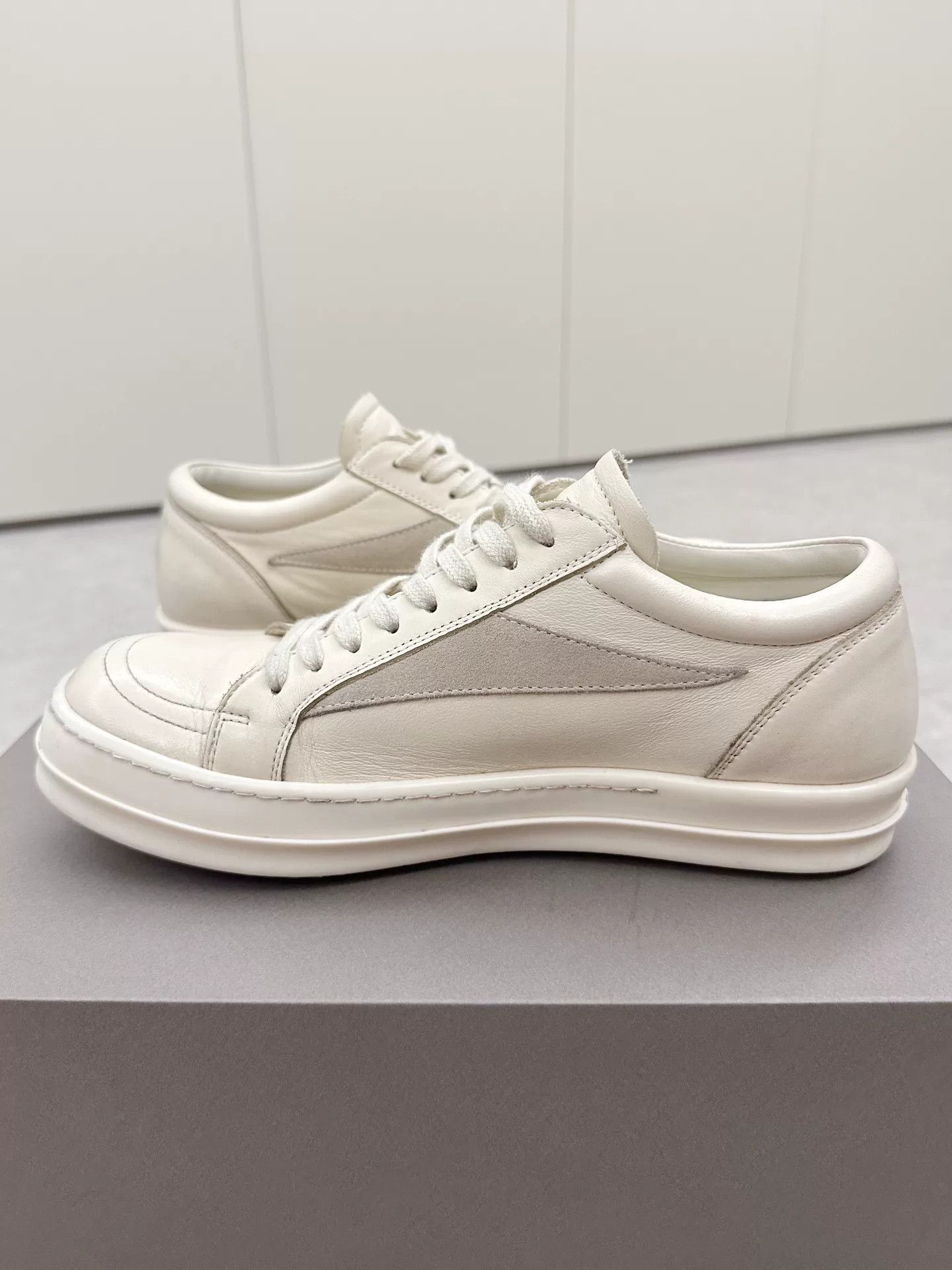 Rick Owens Rick Owens White Milk Low-Top Sneakers Size US 7 / EU 40 - 3 Thumbnail