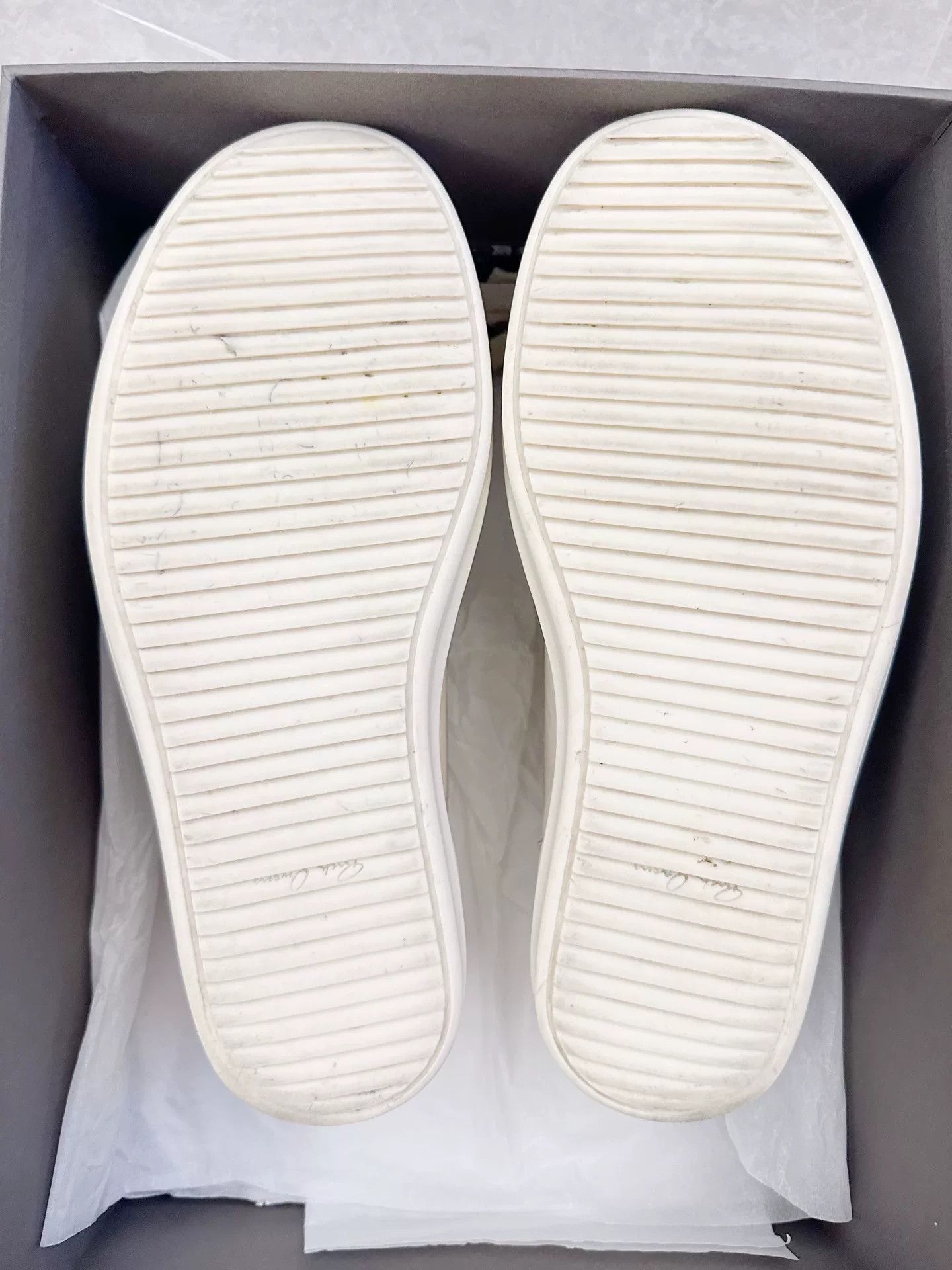 Rick Owens Rick Owens White Milk Low-Top Sneakers Size US 7 / EU 40 - 6 Thumbnail