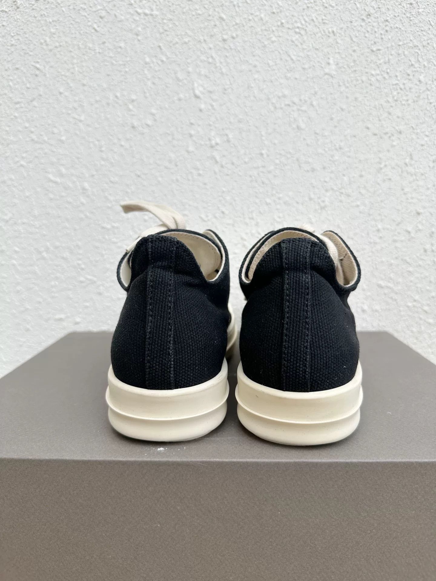 Rick Owens Drkshdw Rick Owens DRKSHDW Canvas Black White Size US 5 / IT 35 - 7 Thumbnail