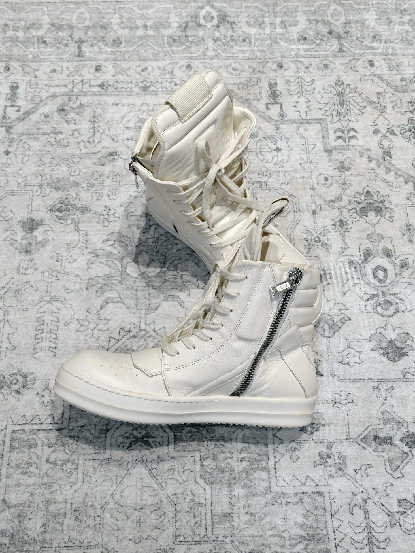 Rick Owens Rick Owens Milk White Inverted Triangle New Size US 7 / EU 40 - 5 Thumbnail
