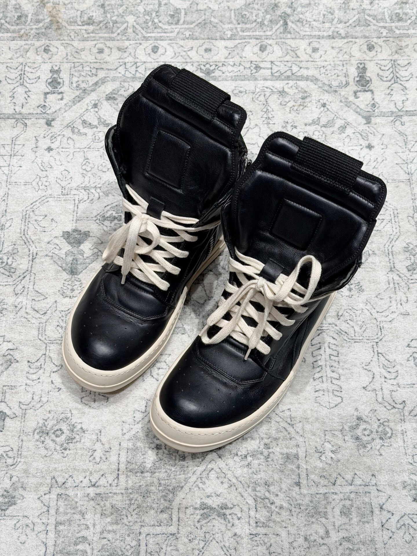 Rick Owens Rick Owens Inverted Triangle High-Top Patent Leather Size US 6 / IT 36 - 2 Thumbnail