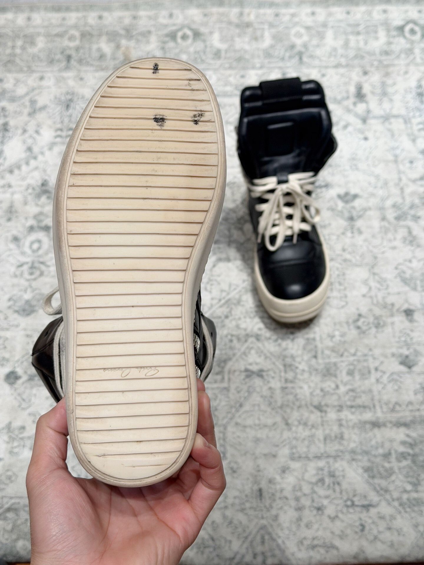 Rick Owens Rick Owens Inverted Triangle High-Top Patent Leather Size US 6 / IT 36 - 7 Thumbnail