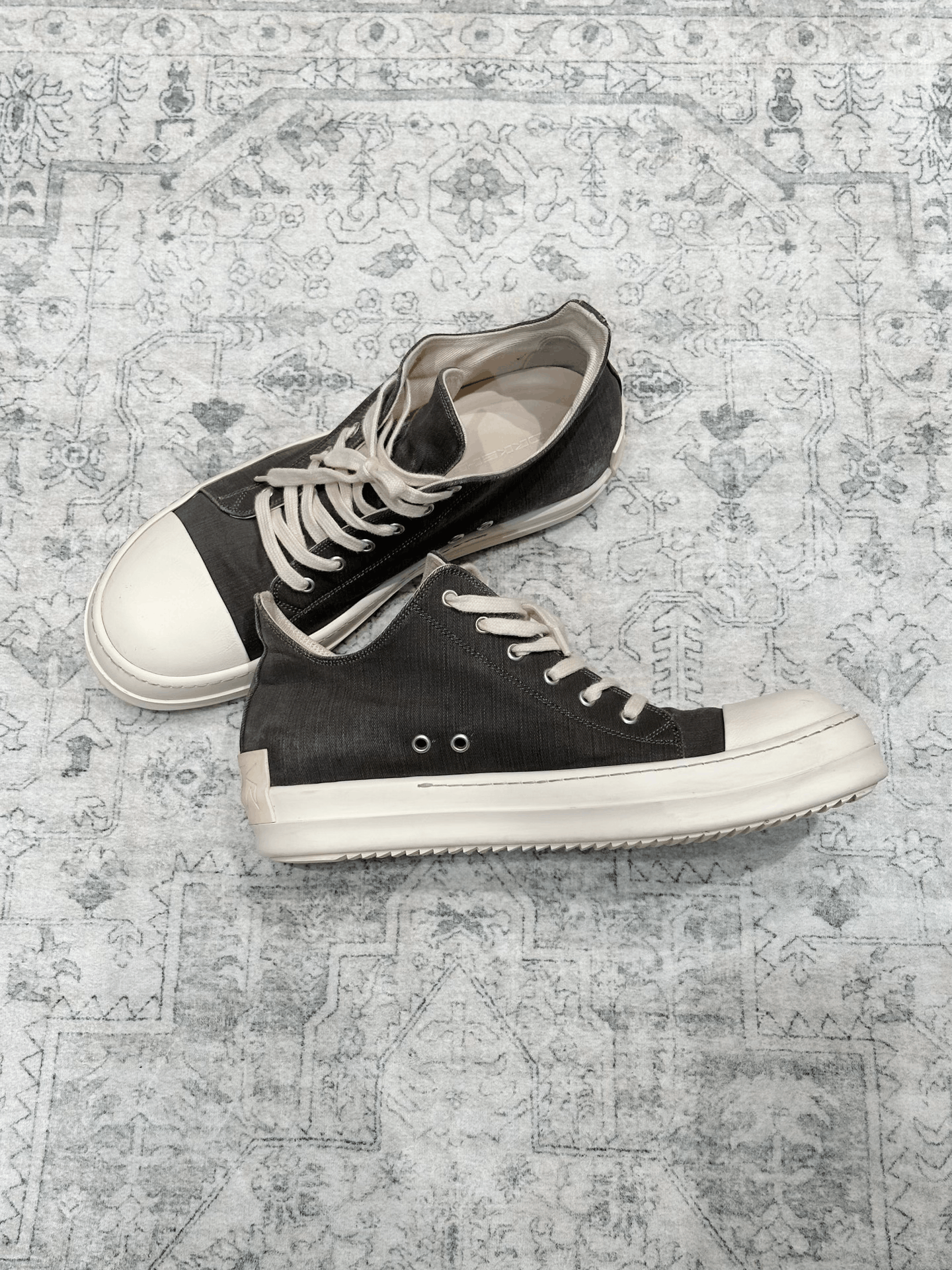 Rick Owens Rick Owens x Converse Gray Canvas Low Top Size US 11 / EU 44 - 5 Thumbnail