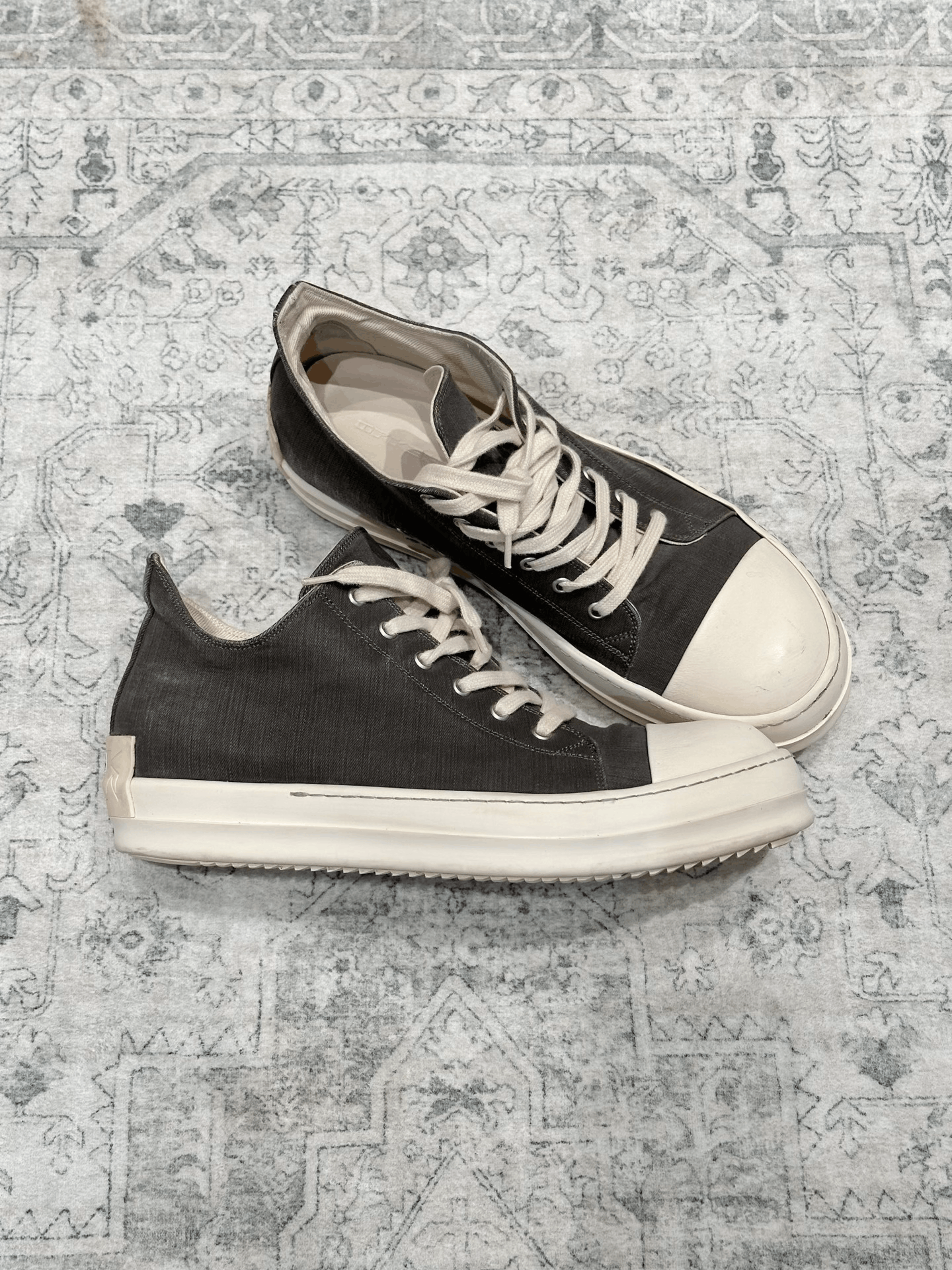 Rick Owens Rick Owens x Converse Gray Canvas Low Top Size US 11 / EU 44 - 3 Thumbnail