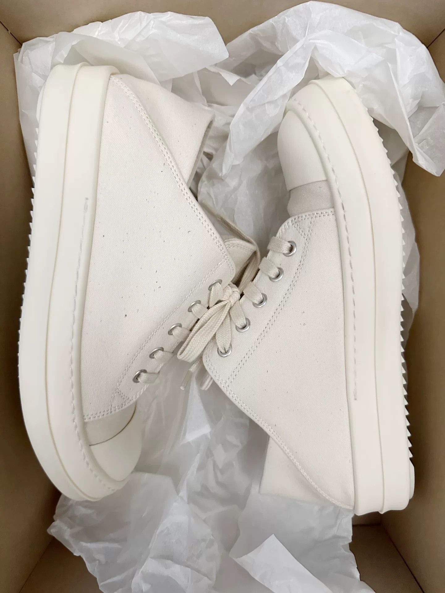 Rick Owens Rick Owens x Converse 24SS White Canvas Size US 6.5 / EU 39-40 - 5 Thumbnail