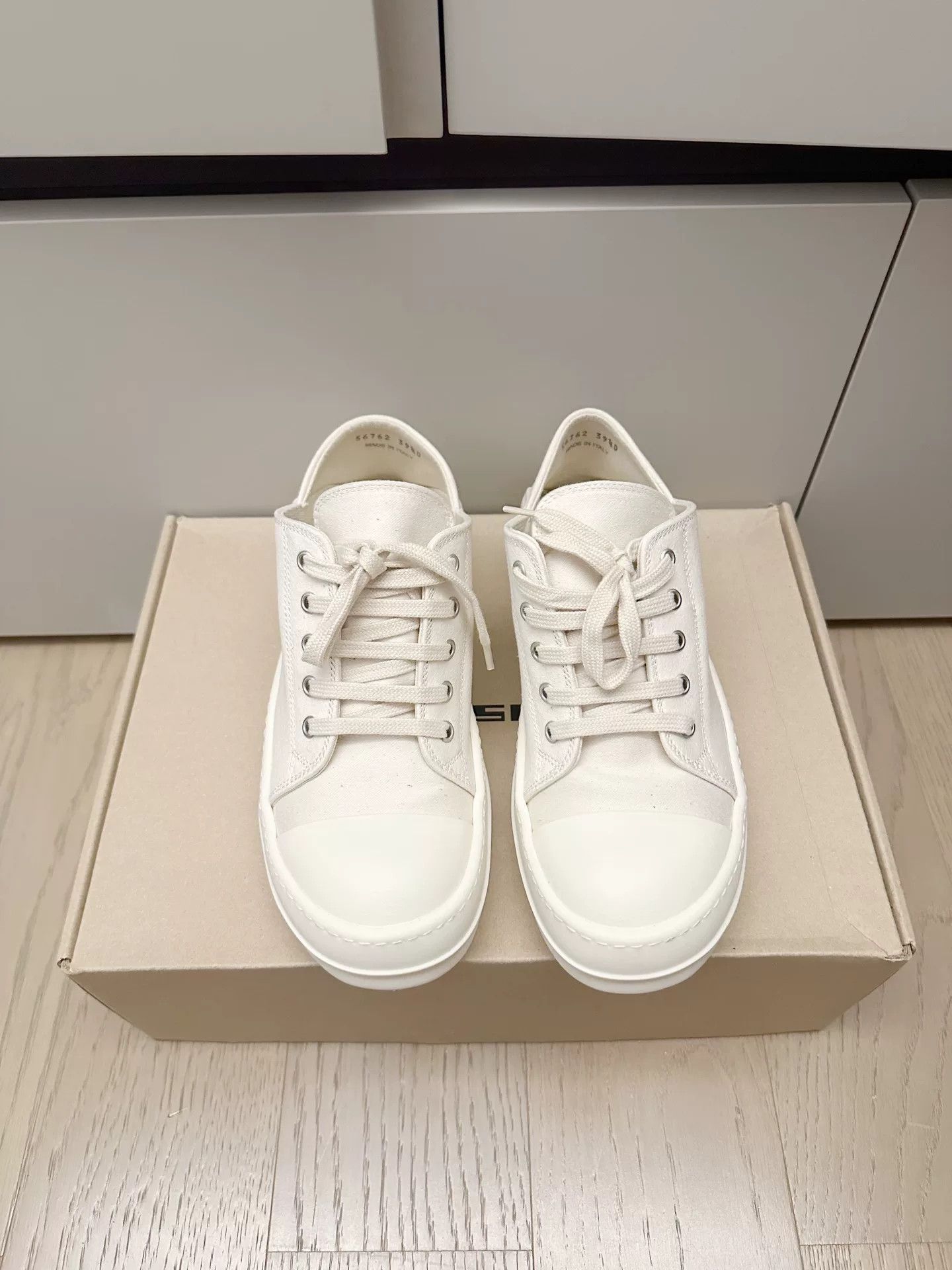 Rick Owens Rick Owens x Converse 24SS White Canvas Size US 6.5 / EU 39-40 - 4 Thumbnail