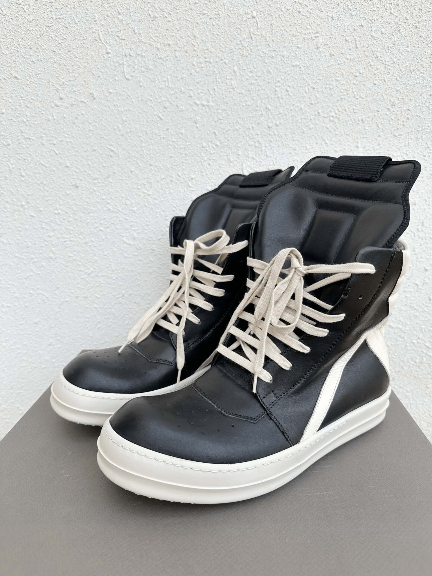 Rick Owens Rick Owens Classic Inverted Triangle Leather Size US 7 / EU 40 - 3 Thumbnail
