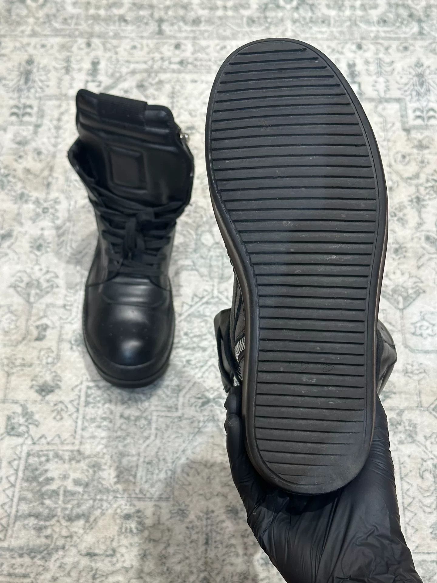 Rick Owens Rick Owens Inverted Triangle Black Leather Size US 8 / EU 41 - 9 Thumbnail