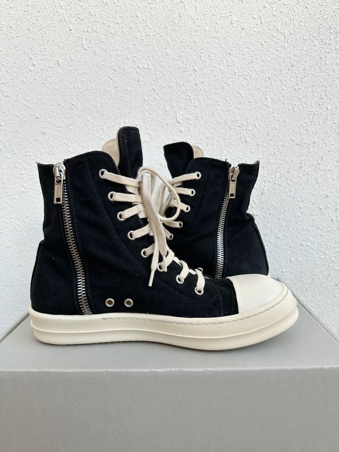 Rick Owens Drkshdw Rick Owens DRKSHDW Canvas Sneakers Size US 8 / EU 41 - 5 Thumbnail