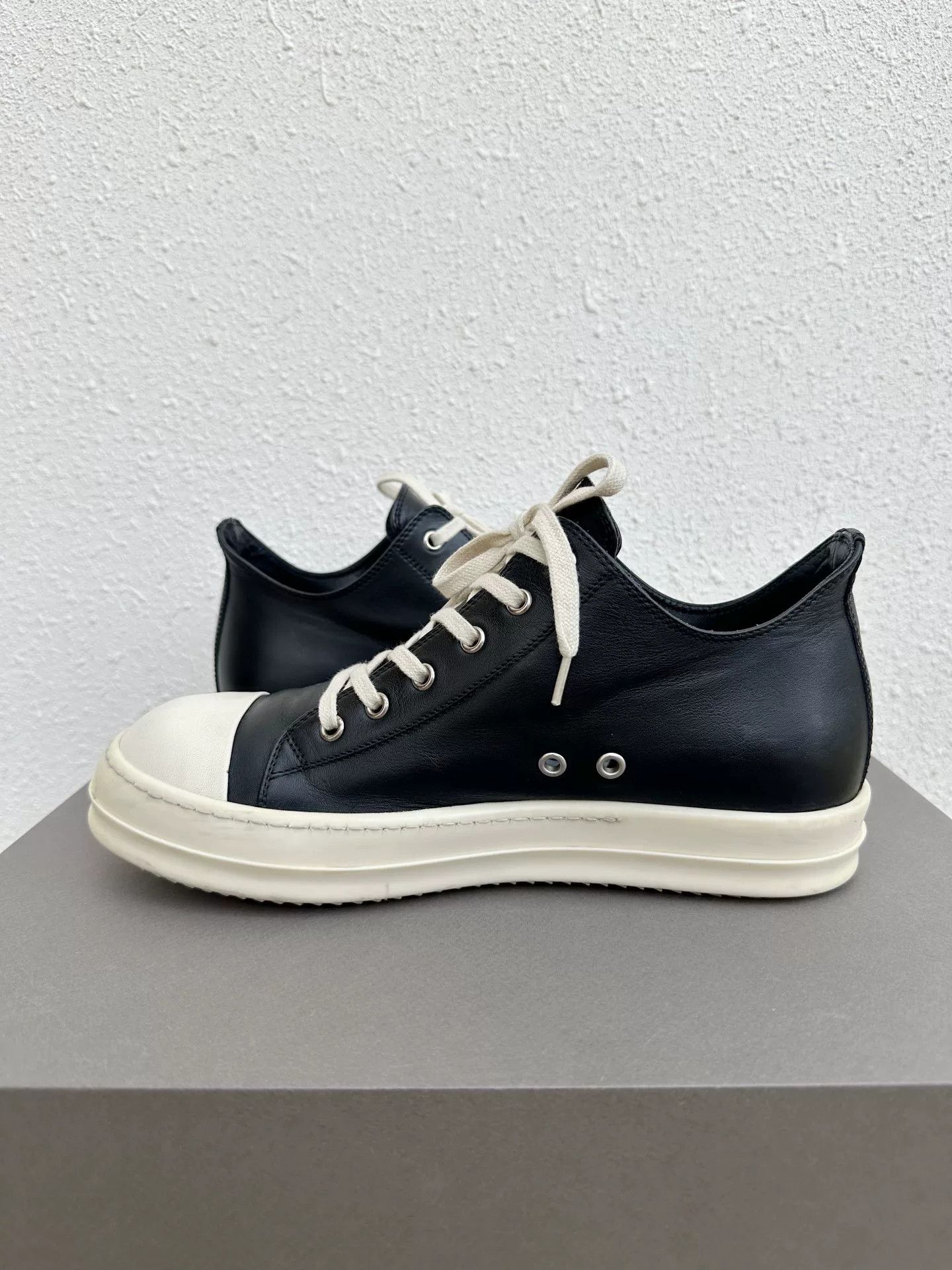 Rick Owens Rick Owens x Converse Low-Top Patent Leather Size US 8 / EU 41 - 7 Thumbnail