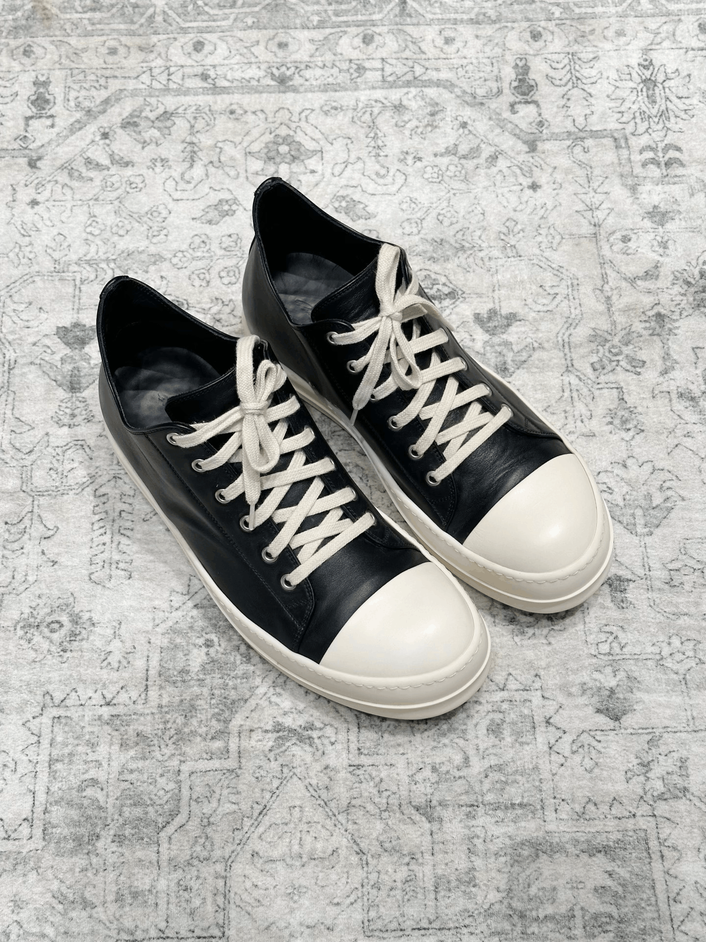 Rick Owens Rick Owens x Converse Leather Low-Top Size US 10.5 / EU 43-44 - 2 Thumbnail