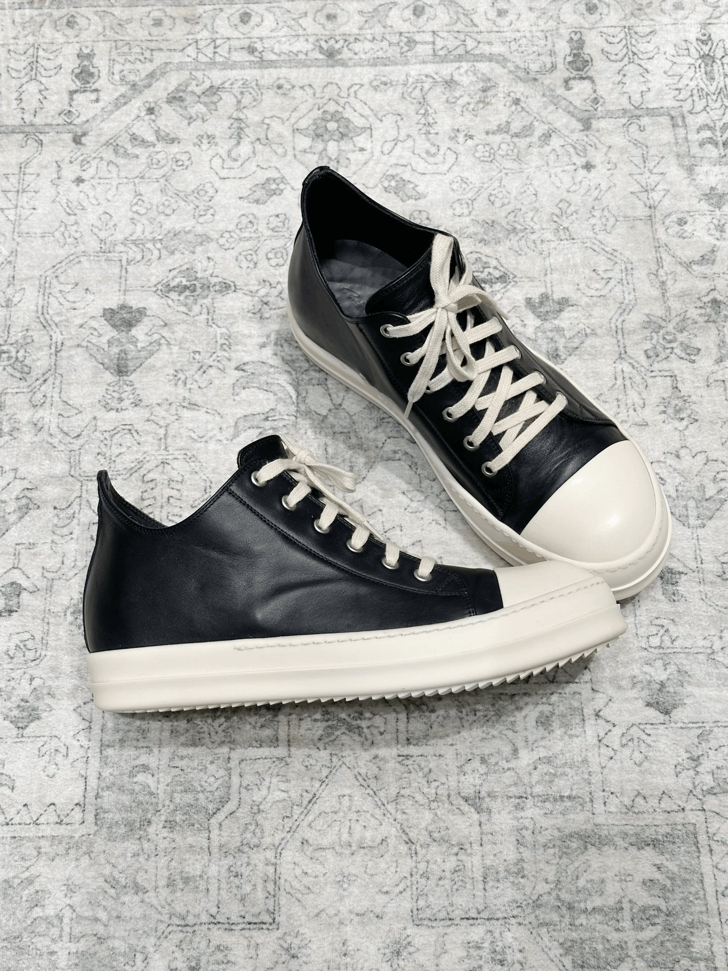 Rick Owens Rick Owens x Converse Leather Low-Top Size US 10.5 / EU 43-44 - 4 Thumbnail