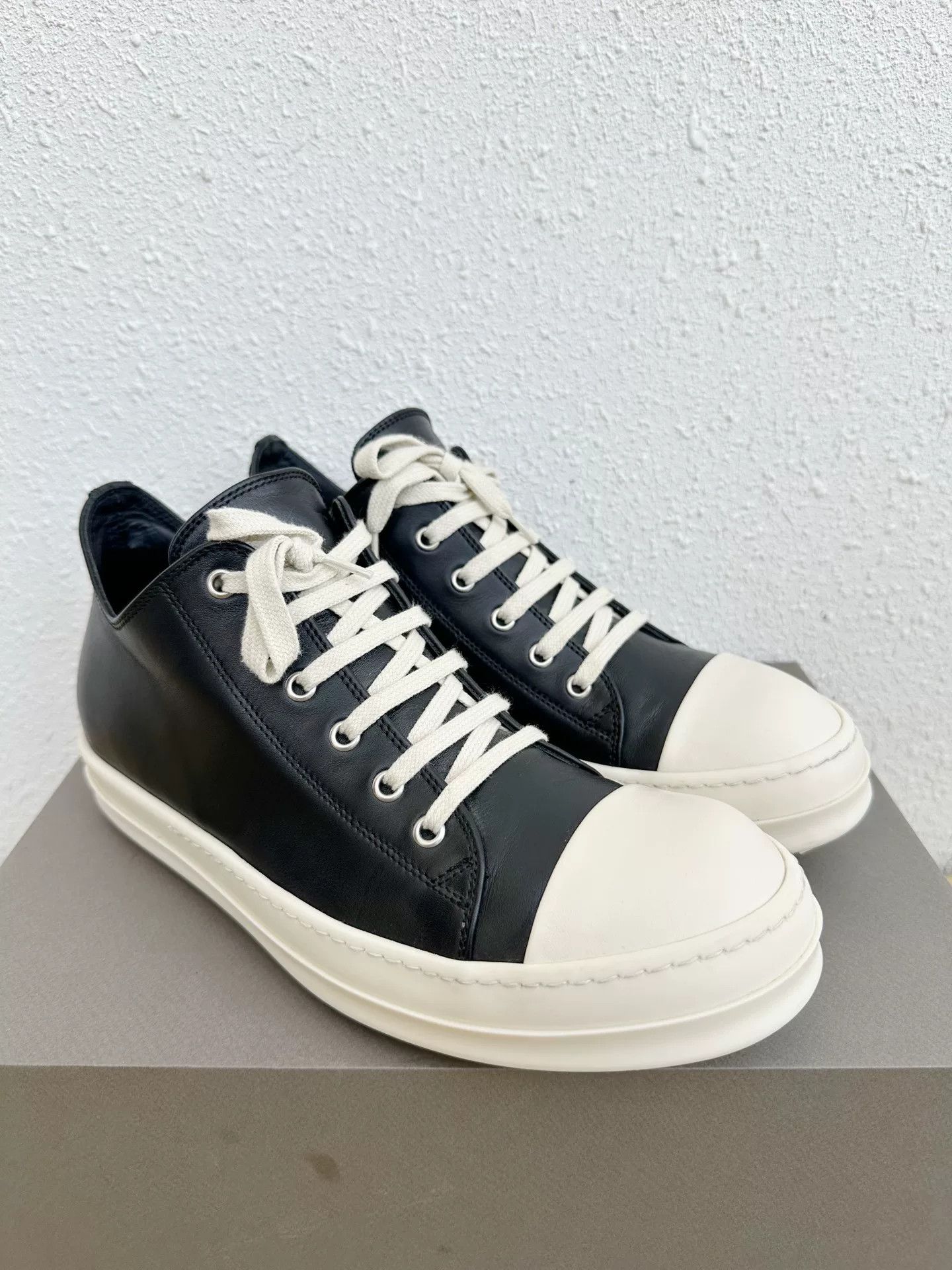 Rick Owens Rick Owens x Converse Calf Leather Low Top Size US 9 / EU 42 - 3 Thumbnail