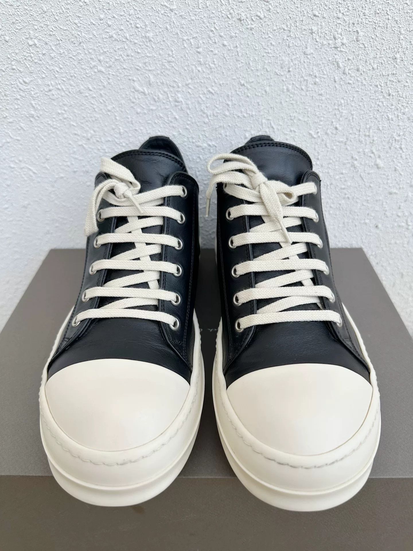 Rick Owens Rick Owens x Converse Calf Leather Low Top Size US 9 / EU 42 - 4 Thumbnail