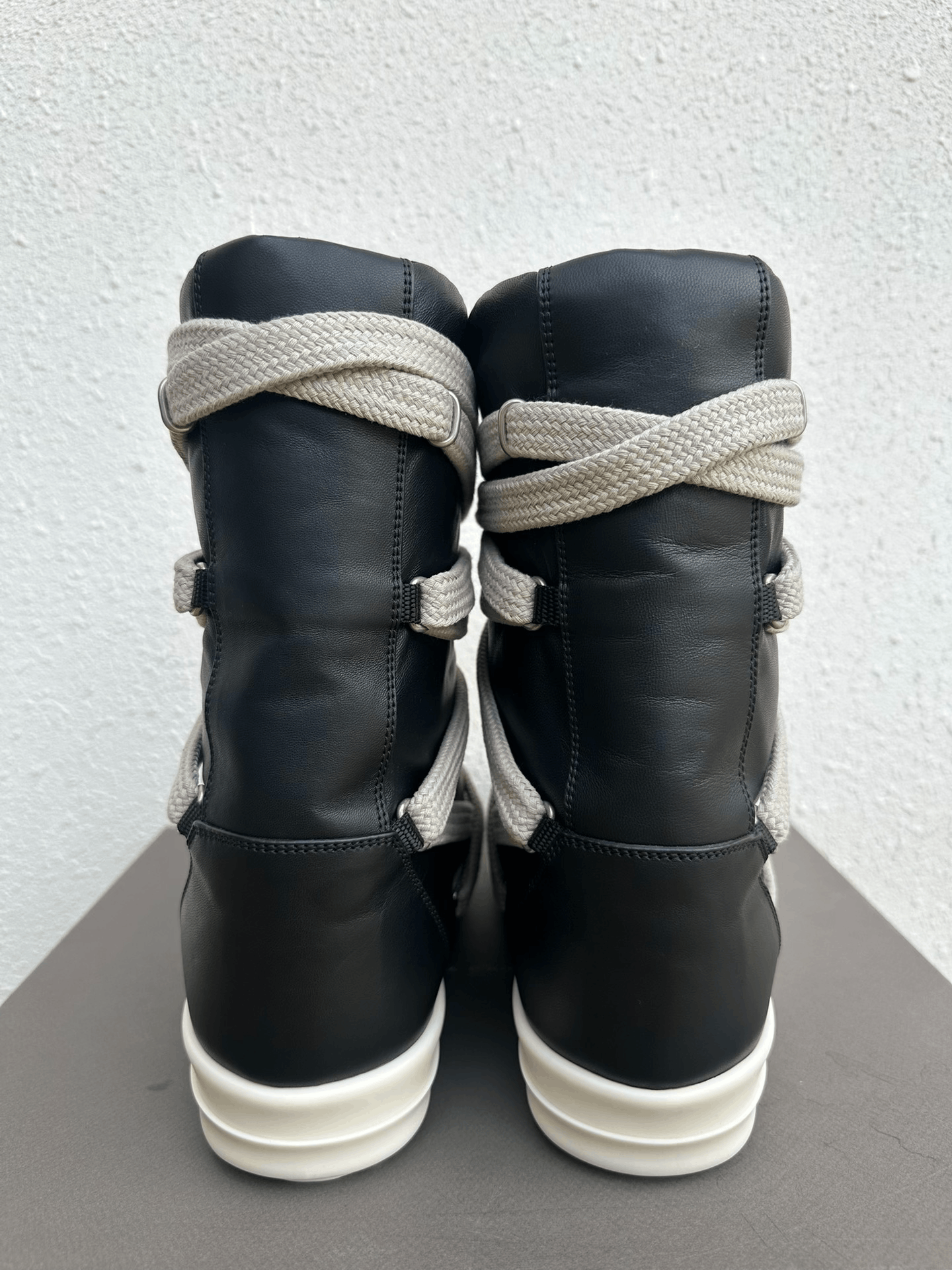 Rick Owens Rick Owens High-Top Sheepskin Boots Size US 9 / EU 42 - 6 Thumbnail