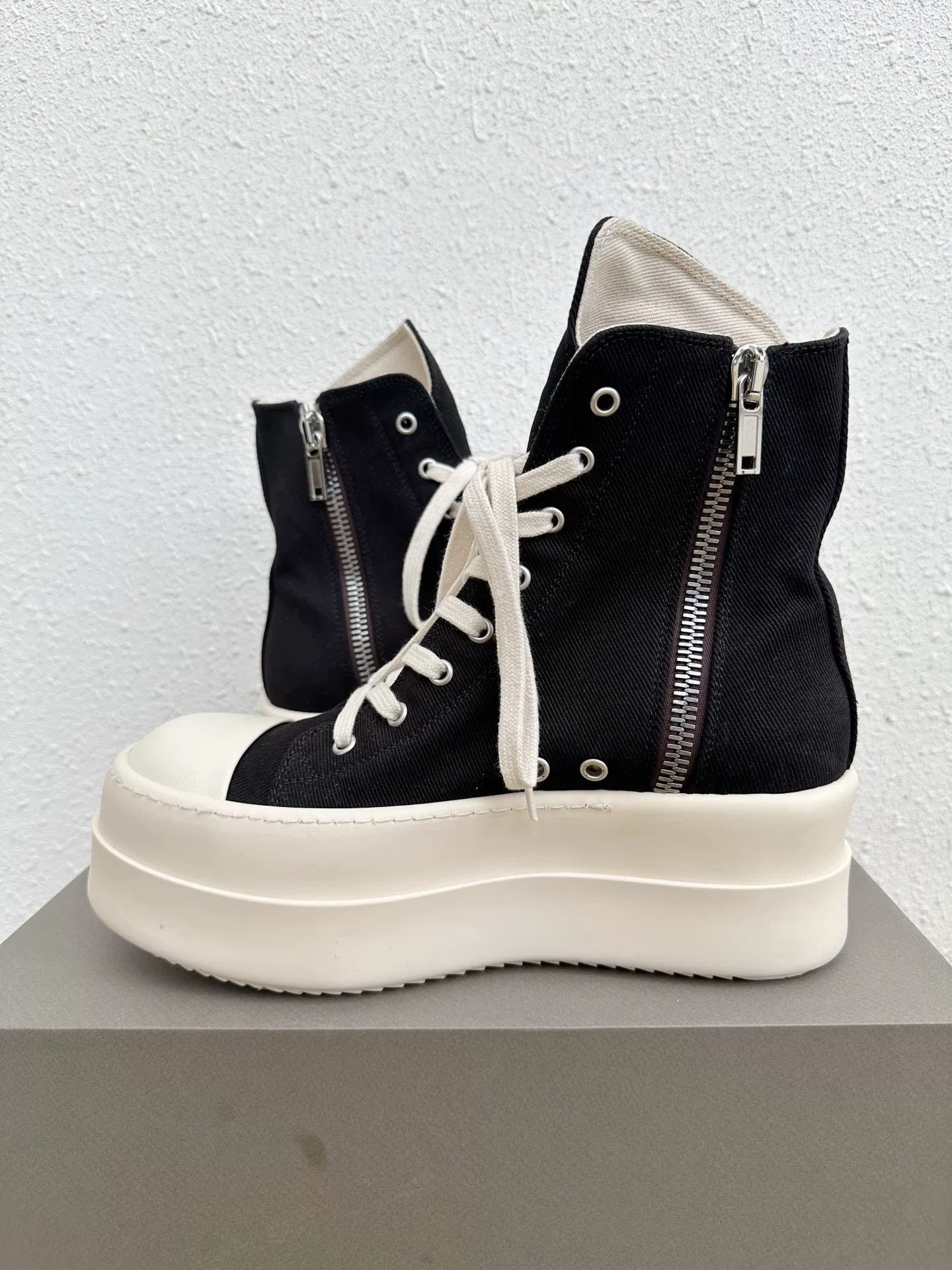 Rick Owens Drkshdw Rick Owens DRKSHDW Canvas Thick Sole Sneakers Size US 7 / EU 40 - 5 Thumbnail