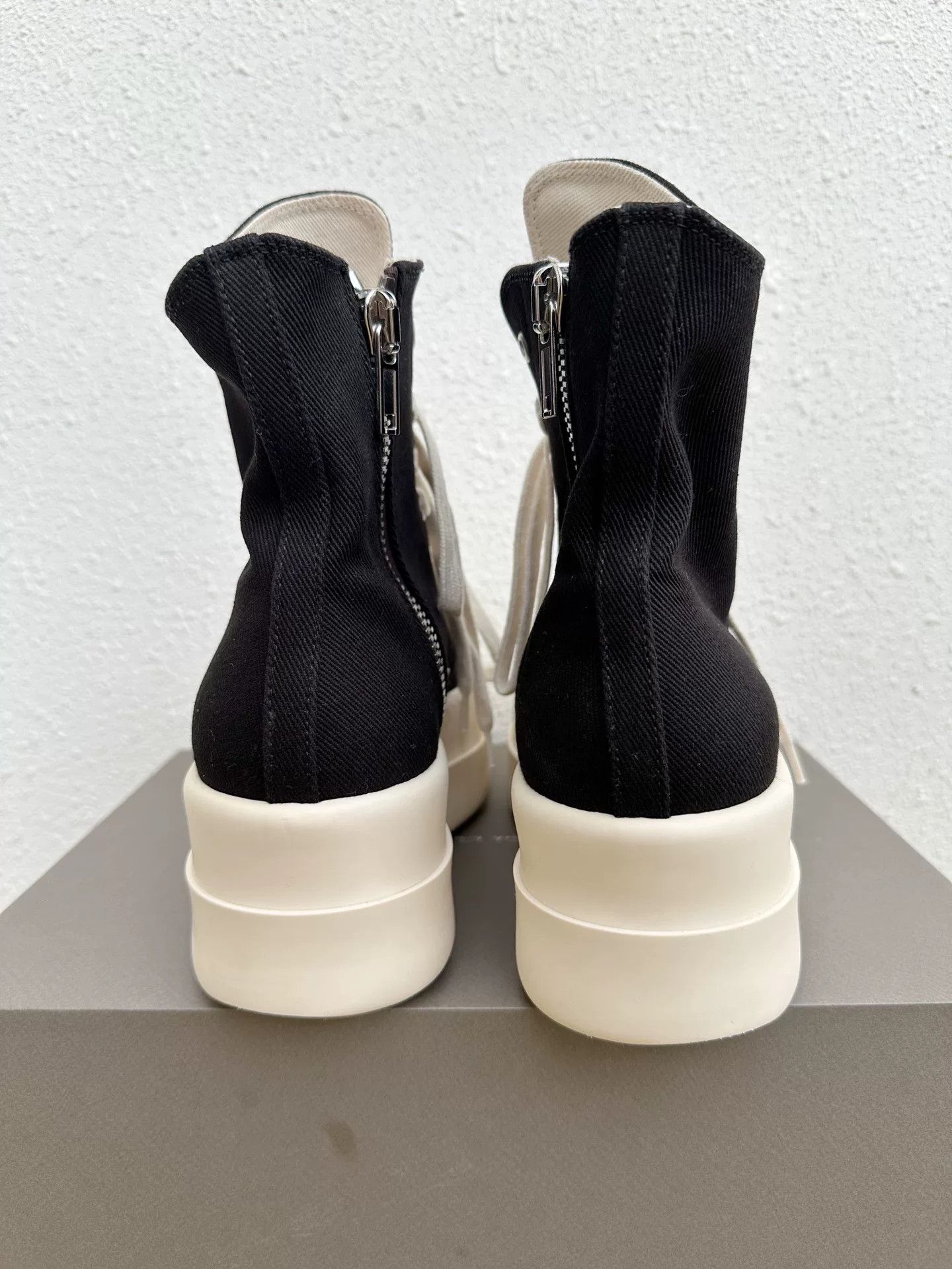 Rick Owens Drkshdw Rick Owens DRKSHDW Canvas Thick Sole Sneakers Size US 7 / EU 40 - 6 Thumbnail