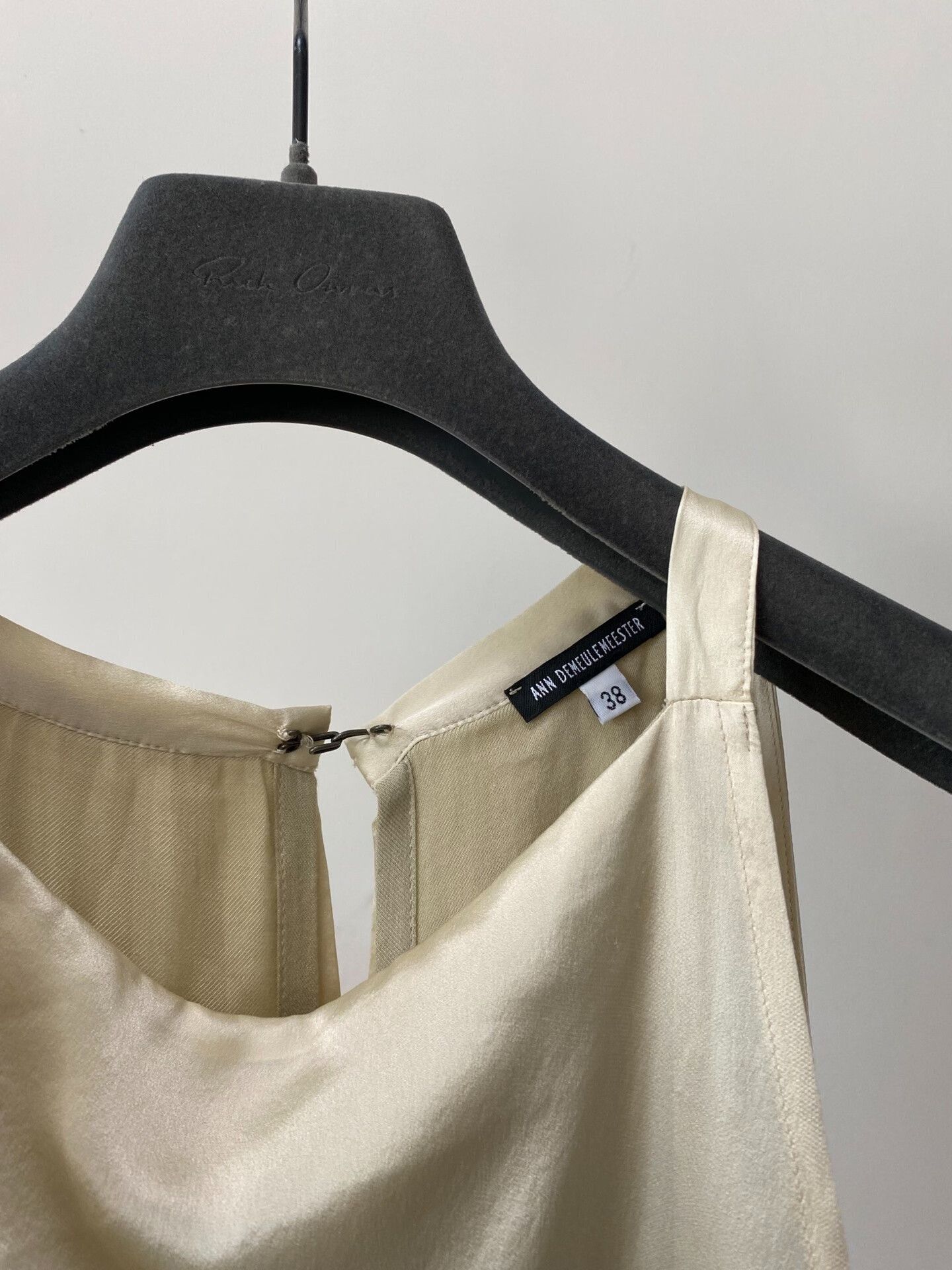 Ann Demeulemeester Ann Demeulemeester Ivory Silk Satin Dress Size S / US 4 / IT 40 - 5 Thumbnail