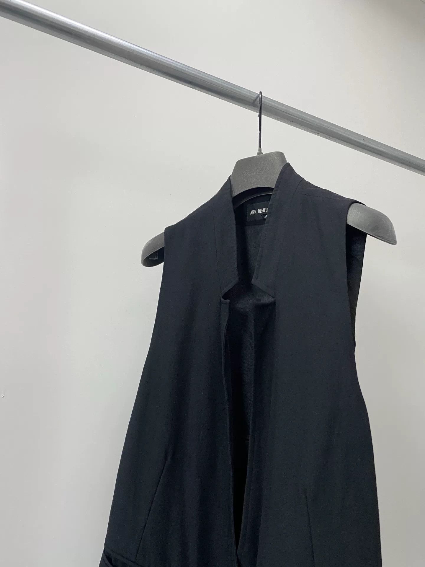 Ann Demeulemeester Ann Demeulemeester Double Strap Vest Size US XXS / EU 40 - 2 Thumbnail