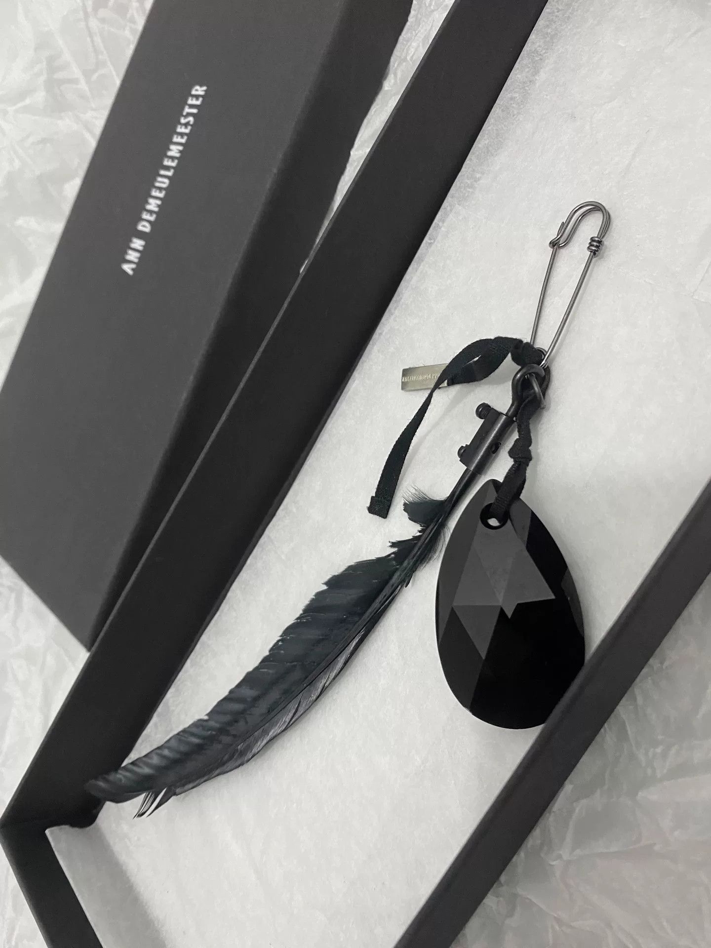 Ann Demeulemeester Ann Demeulemeester Feather Brooch Size ONE SIZE - 3 Thumbnail