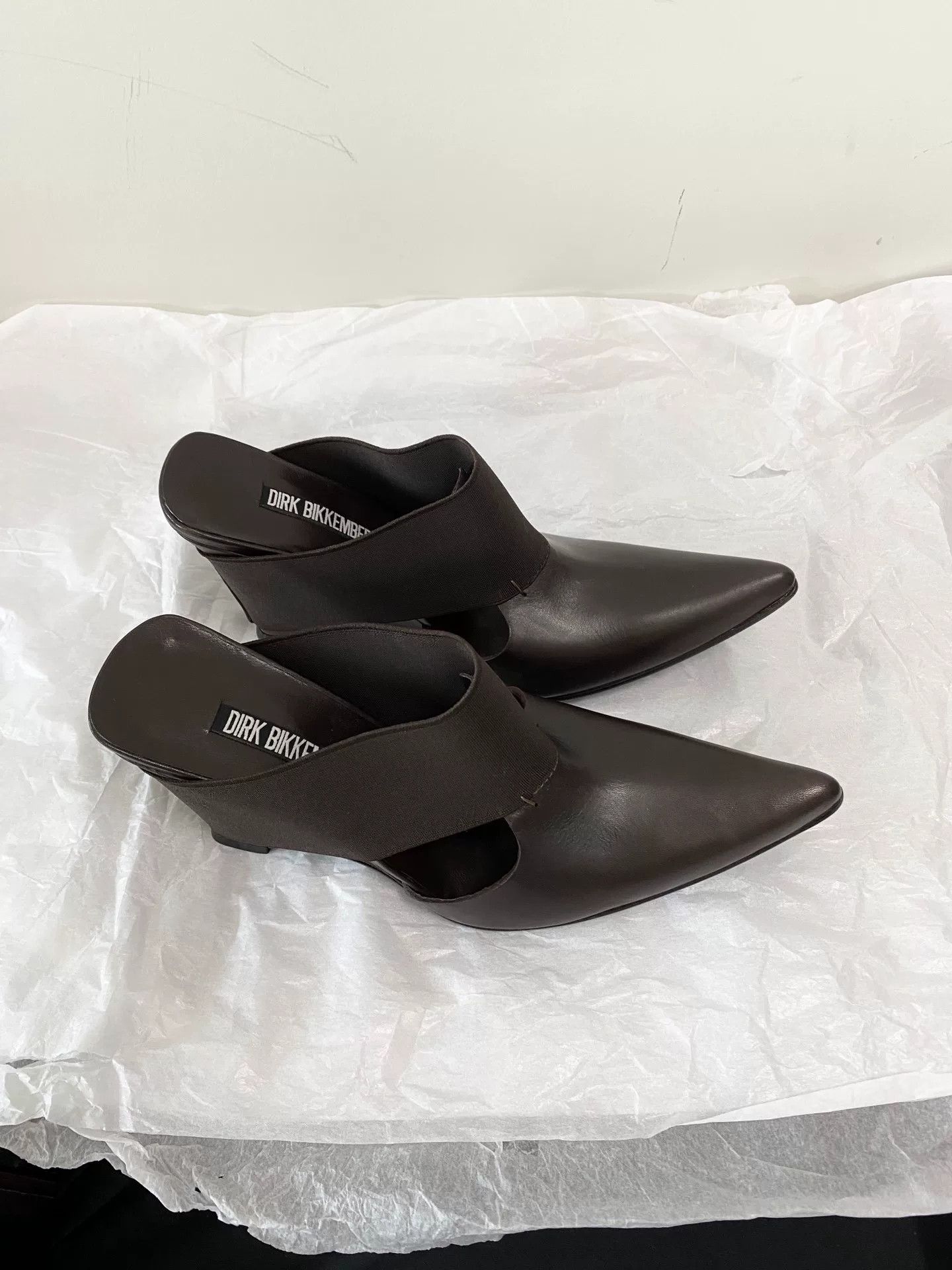 Dirk Bikkembergs Dirk Bikkembergs Pointed Toe Wedge Mules Size US 6 / IT 36 - 4 Thumbnail
