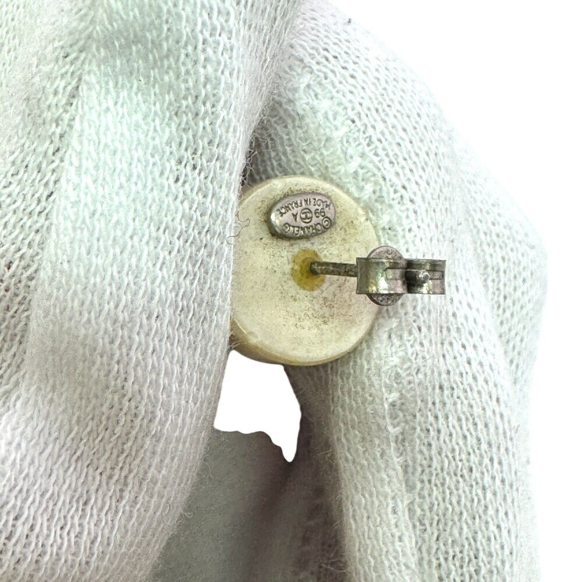 Chanel CHANEL Coco Mark Earrings in White Size ONE SIZE - 4 Thumbnail