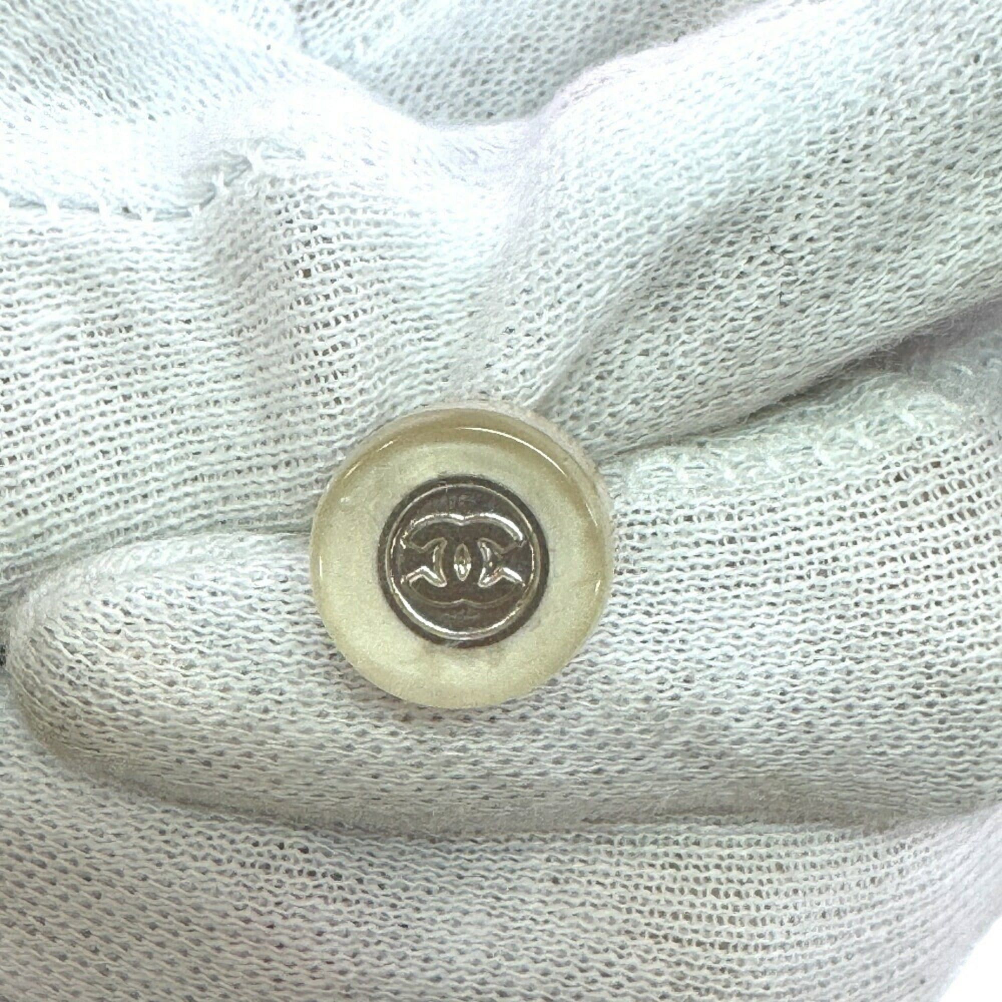 Chanel CHANEL Coco Mark Earrings in White Size ONE SIZE - 5 Thumbnail