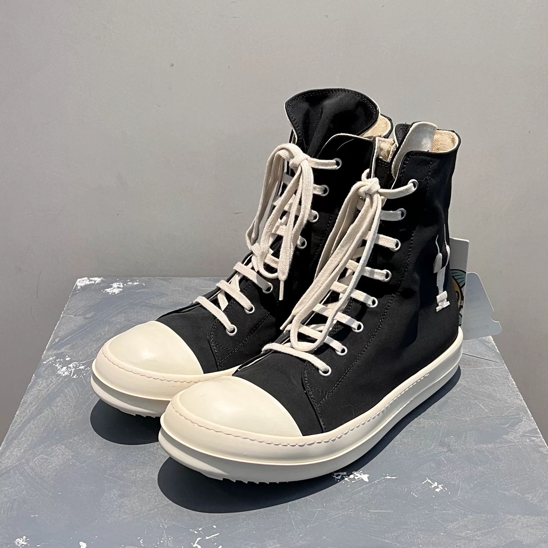 Rick Owens Drkshdw Rick Owens DRKSHDW High-Top Sneakers Size US 10 / EU 43 - 2 Thumbnail