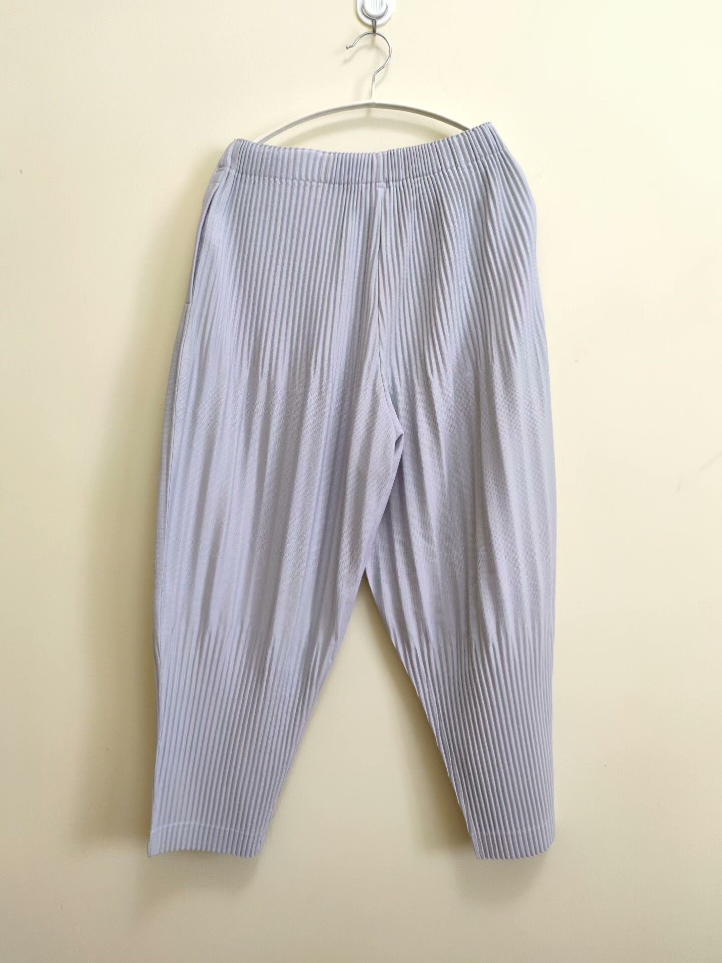 Homme Plisse Issey Miyake Issey Miyake Plissé Tapered Lantern Pants Size US 30 / EU 46 - 2 Thumbnail