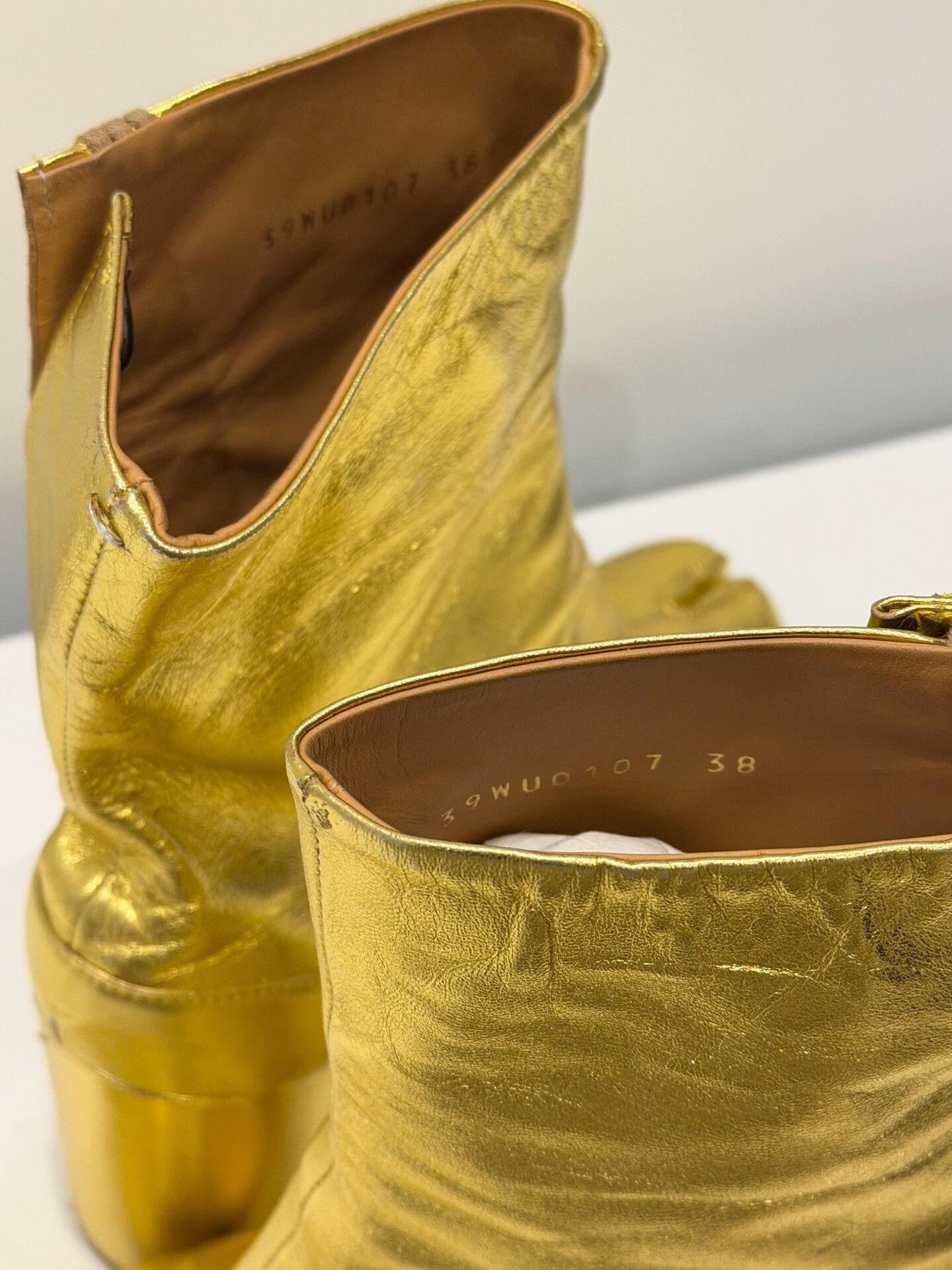 Maison Margiela Maison Margiela FW18 Liquid Gold Tabi Shoes Size US 7 / IT 37 - 8 Thumbnail