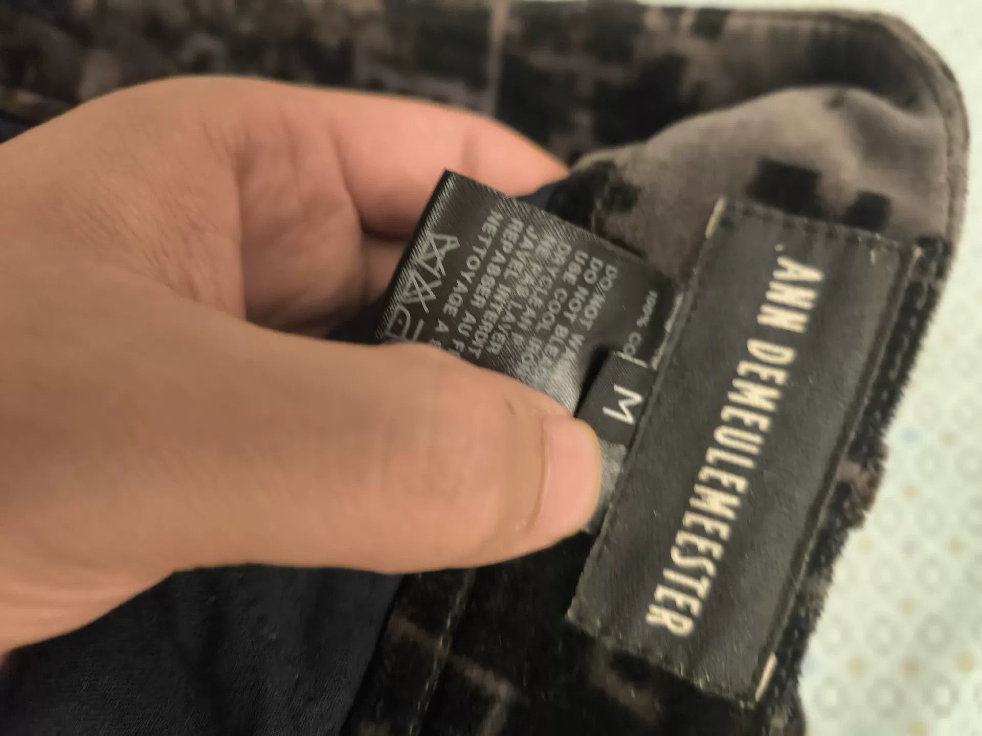 Ann Demeulemeester Ann Demeulemeester Black Flocked Slit Cropped Pants Size 26" / US 2 / IT 38 - 5 Thumbnail