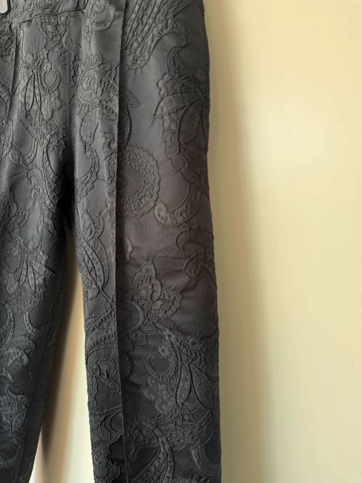 Alexander McQueen Alexander McQueen Embroidered Solid Straight-Leg Pants Size US 28 / EU 44 - 2 Thumbnail