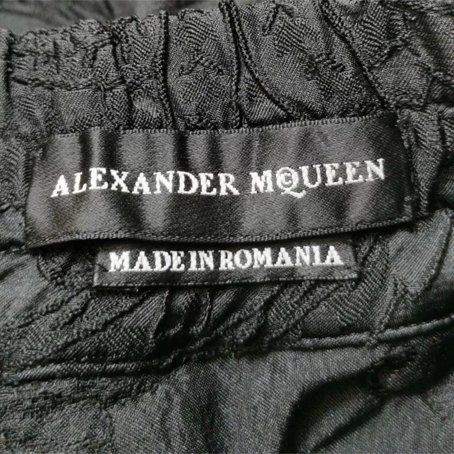 Alexander McQueen Alexander McQueen Embroidered Solid Straight-Leg Pants Size US 28 / EU 44 - 8 Thumbnail