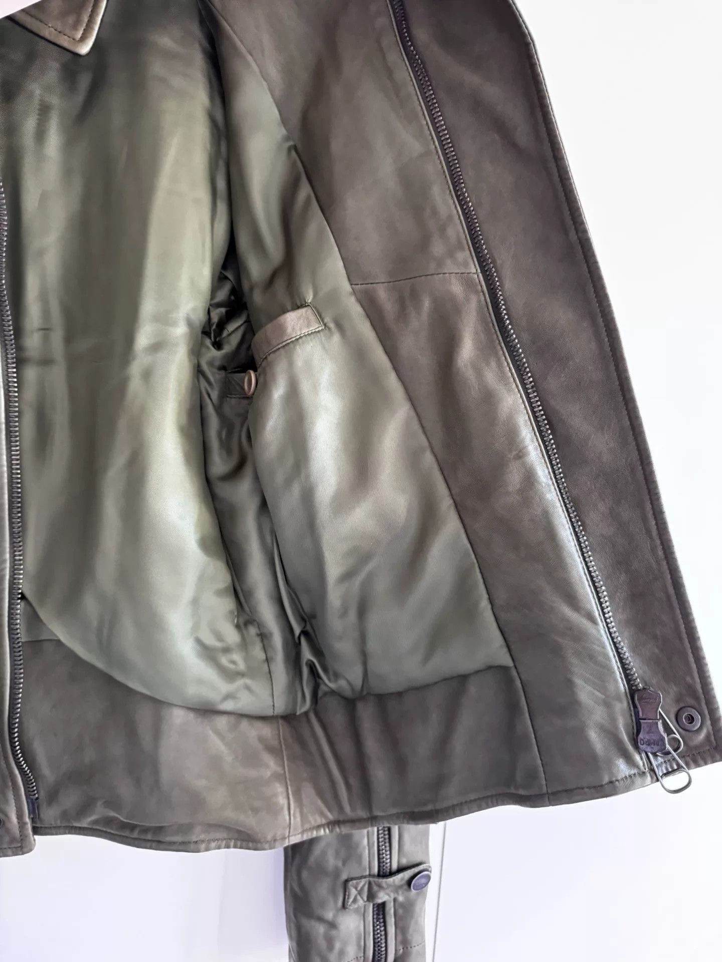 John Galliano John Galliano Dragon Embroidery Leather Jacket Size US S / EU 44-46 / 1 - 8 Thumbnail