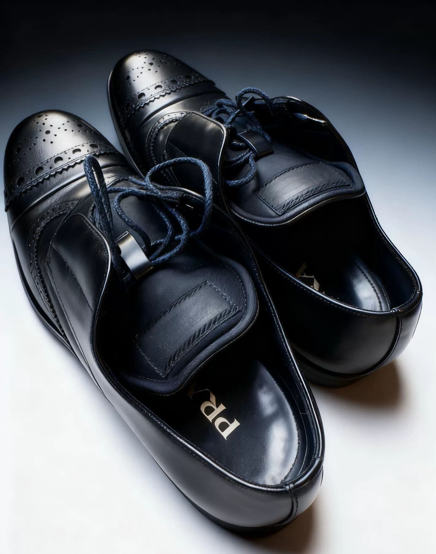 Prada Prada Men's Black Brogue Leather Shoes Size US 7 / EU 40 - 3 Thumbnail