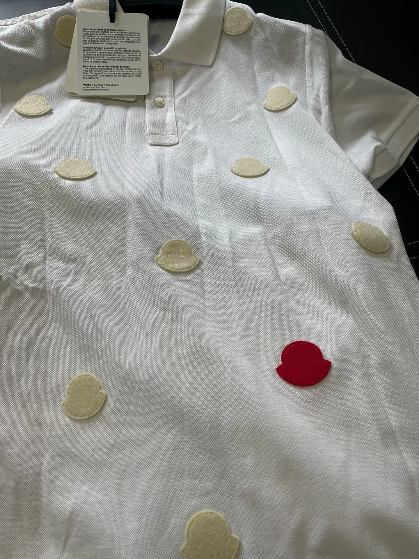 Moncler Moncler All-Over Logo Short-Sleeve Polo Size US S / EU 44-46 / 1 - 5 Thumbnail