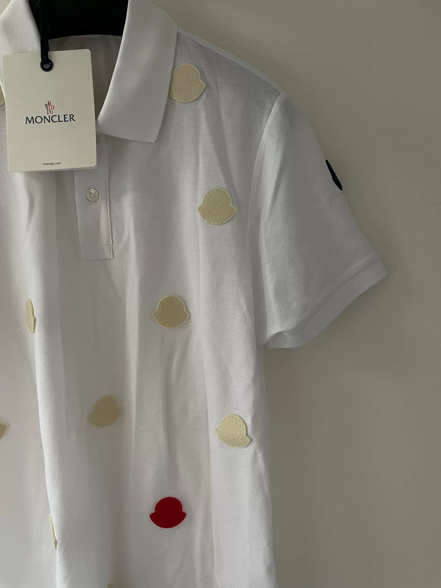 Moncler Moncler All-Over Logo Short-Sleeve Polo Size US S / EU 44-46 / 1 - 3 Thumbnail