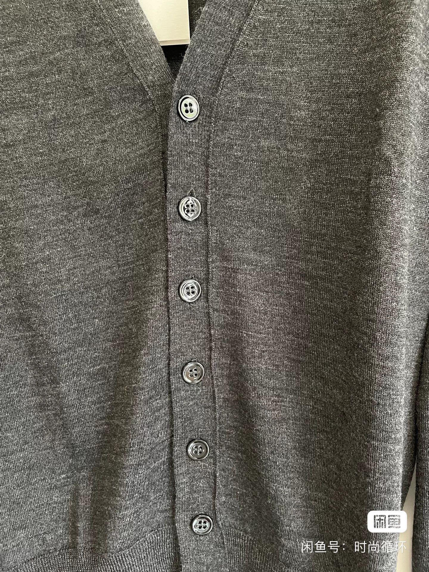 Balenciaga Balenciaga Gray Cashmere Cardigan New Size S / US 4 / IT 40 - 5 Thumbnail