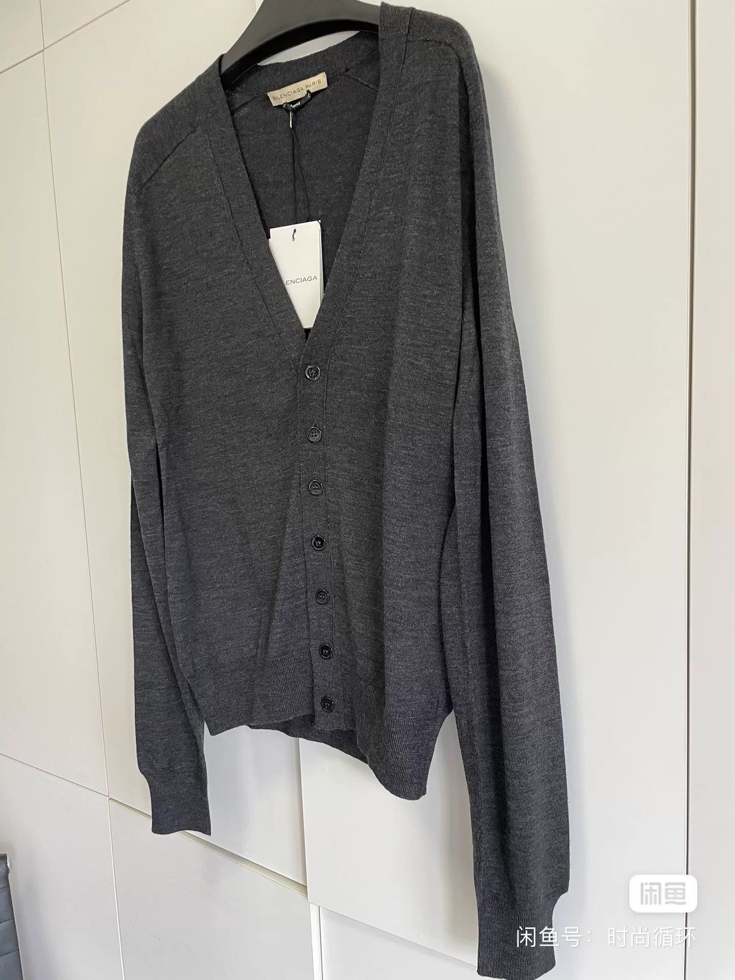 Balenciaga Balenciaga Gray Cashmere Cardigan New Size S / US 4 / IT 40 - 2 Thumbnail