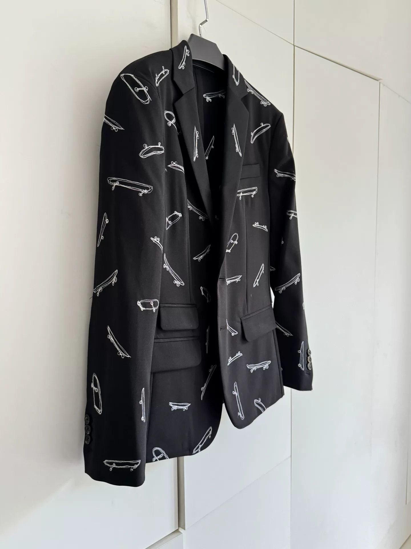 Dsquared2 Dsquared2 Black Skateboard Print Suit Jacket Size US S / EU 44-46 / 1 - 2 Thumbnail