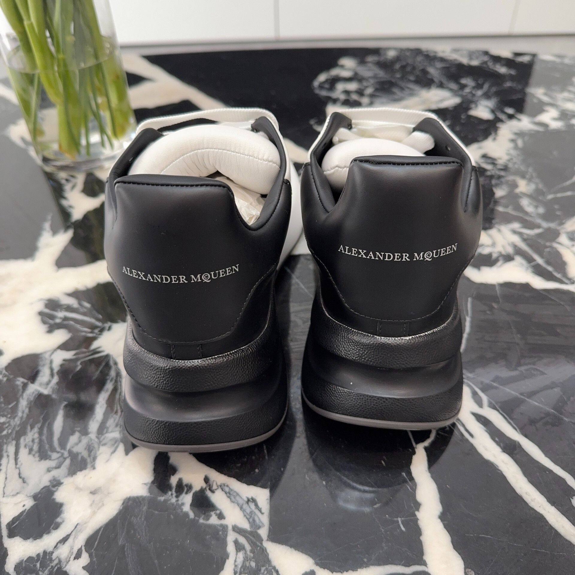 Alexander McQueen Alexander McQueen Men's Leather Sneakers Size US 7 / EU 40 - 3 Thumbnail