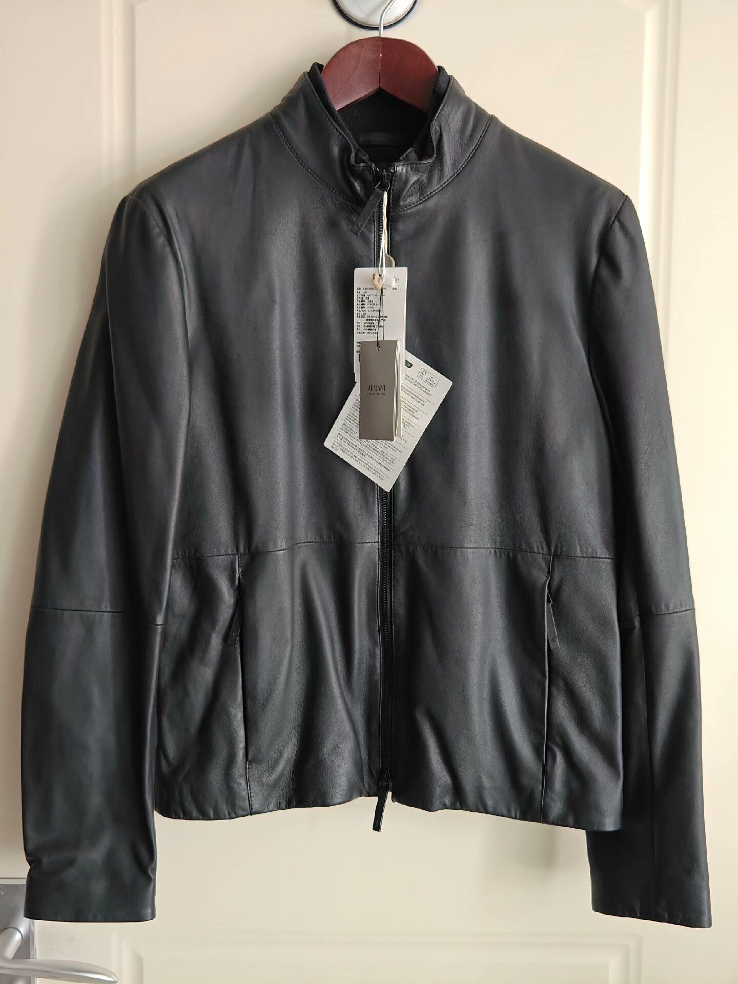 Armani Collezioni Armani Collezioni Leather Jacket Size US M / EU 48-50 / 2 - 2 Thumbnail