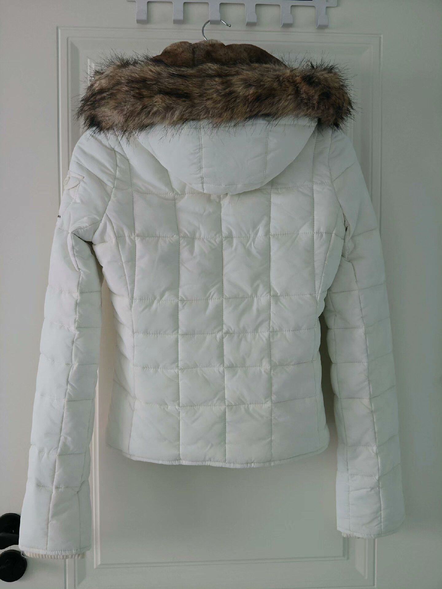 Abercrombie & Fitch Abercrombie Fitch Long Sleeve Faux Fur Down Jacket Size S / US 4 / IT 40 - 3 Thumbnail