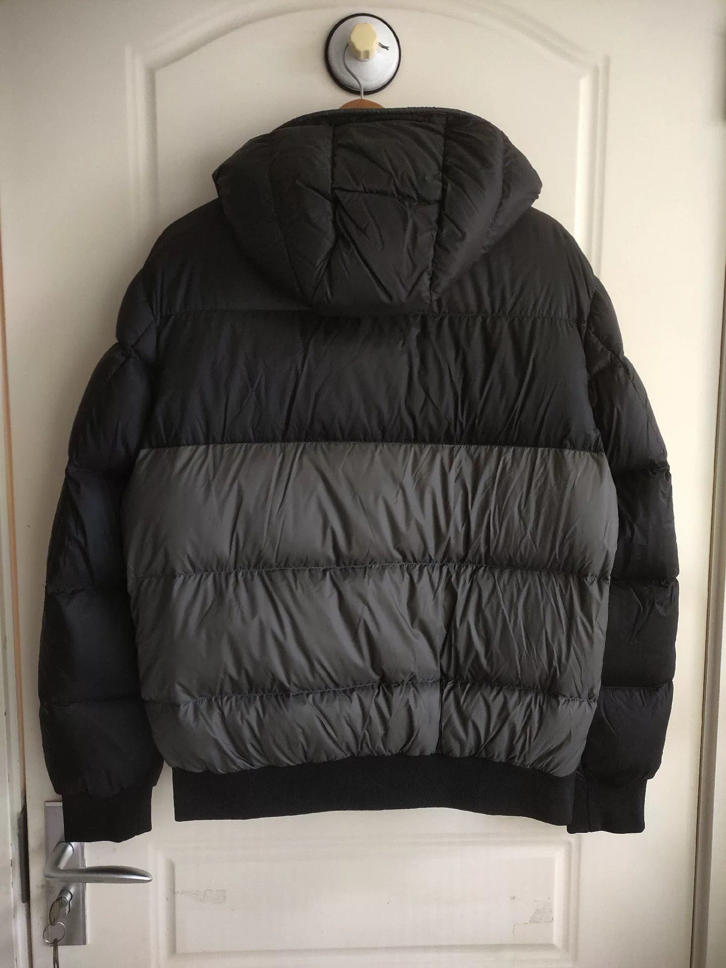 Emporio Armani Emporio Armani Men's Black Gray Down Jacket Size US M / EU 48-50 / 2 - 3 Thumbnail