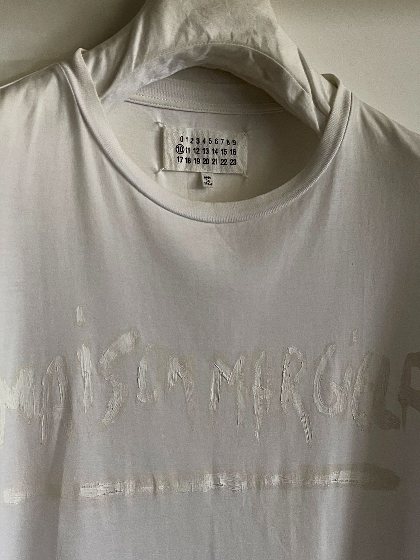 Maison Margiela Maison Martin Margiela Paint Print Tee Size US S / EU 44-46 / 1 - 3 Thumbnail