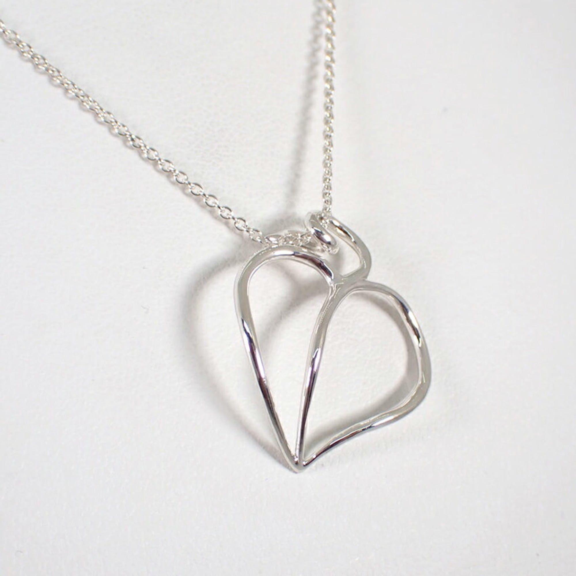 Tiffany & Co. TIFFANY 925 Apple Heart Pendant Necklace Size ONE SIZE - 4 Thumbnail